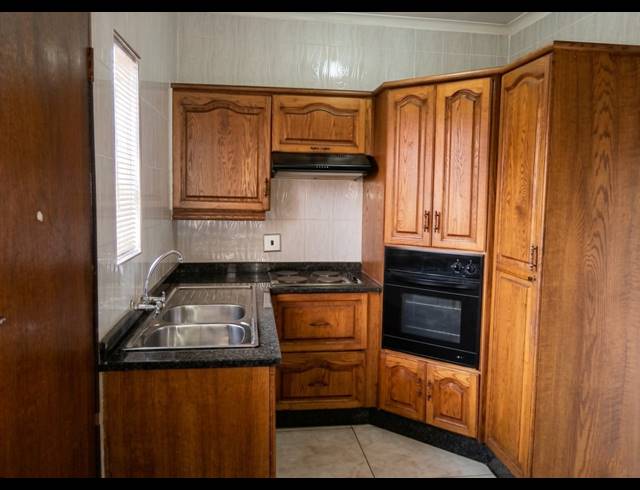 3 BEDROOM HOUSE FOR SALE IN SEBOKENG ZONE 14